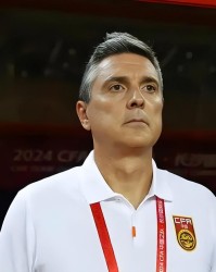 GA黄金甲体育-意外！安东尼奥带领U23国足表现不俗，为何足协没官宣跟他续约