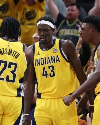 西亚卡姆谈哈利带伤出战：他是个斗士，他一整年都是我们的支柱